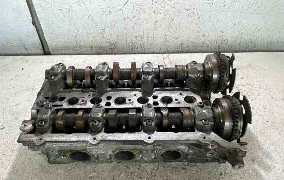 Jaguar XF X260 Engine head PBDX236090AB
