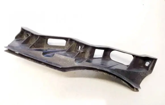 Volkswagen PASSAT B6 Front bumper mounting bracket 3c0807890