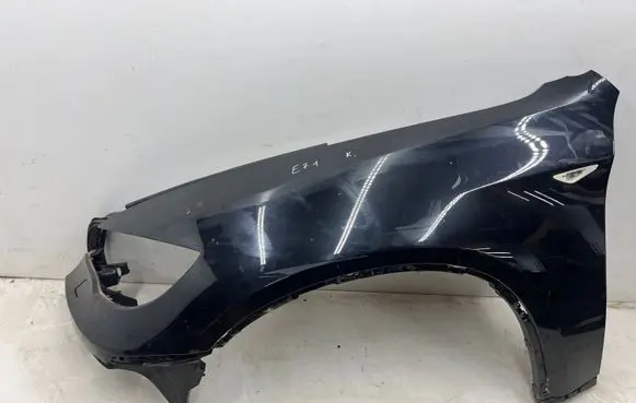 BMW X6 E71 Fender