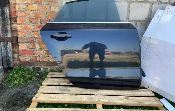 Audi A7 S7 4G Rear door