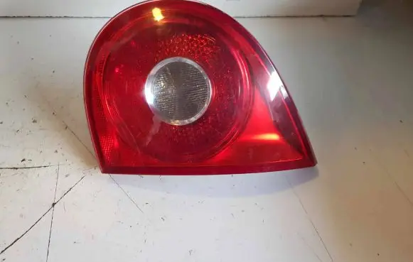 Volkswagen Golf V Tailgate rear/tail lights 1k6945094e