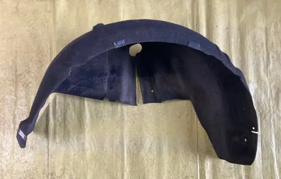 Mercedes-Benz B W245 Rear arch fender liner splash guards A1696982430