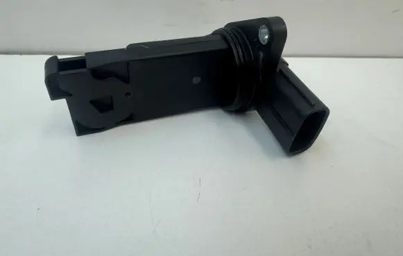 Mitsubishi Outlander Mass air flow meter 1525A031