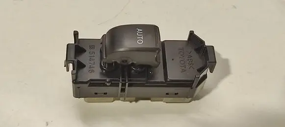 Toyota Corolla Verso E121 Electric window control switch 8403013031 514954F02