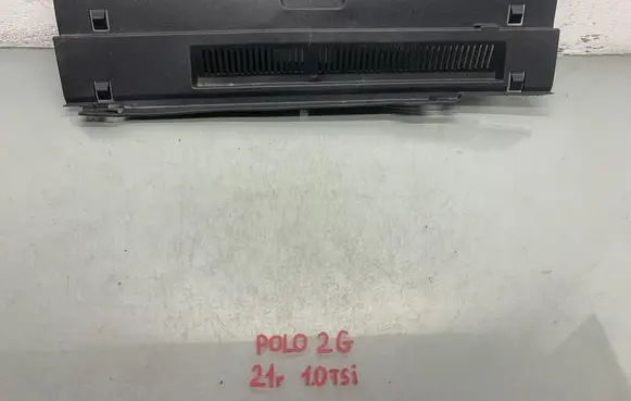 Volkswagen Polo VI Trunk/boot sill cover protection 