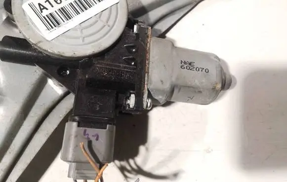 Honda Civic Front door window regulator motor 602070