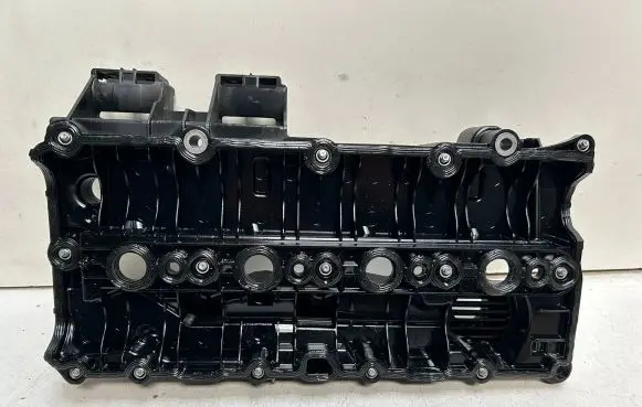 Volvo V40 Rocker cam cover 32213460 DP5UA