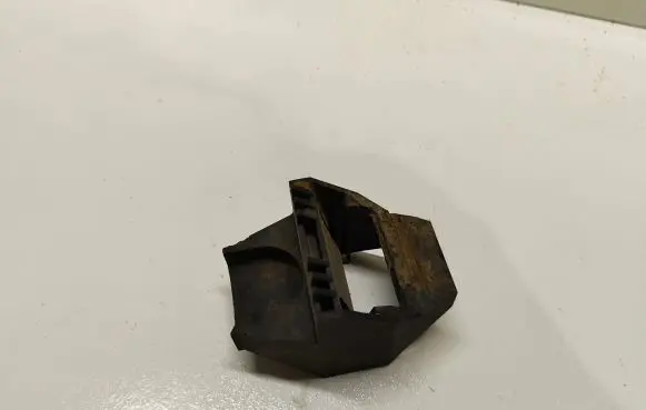 BMW 3 E46 Radiator mount bracket 1436264