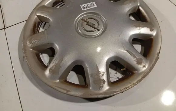 Opel Astra G R15 wheel hub/cap/trim