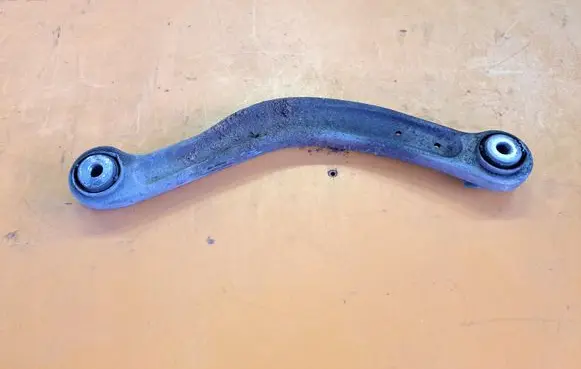 Mercedes-Benz E W212 Rear control arm 20407