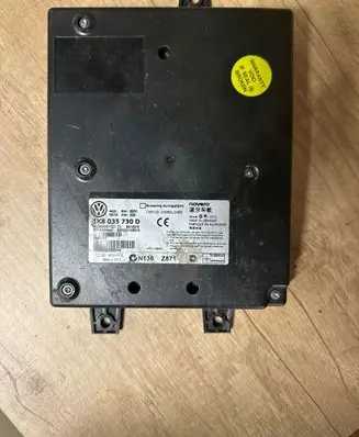 Volkswagen Tiguan Bluetooth control unit module 1K8035730D 2008DJ2465 00233D10B515
