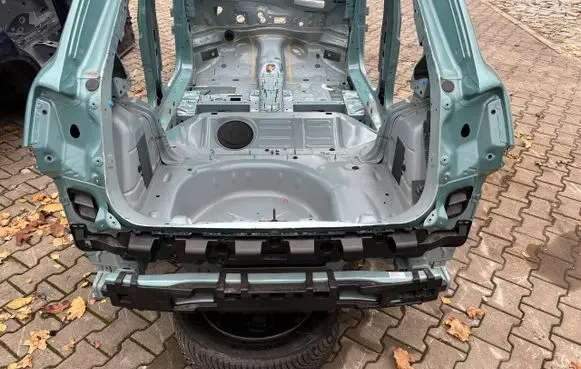 Fiat 600 Rear bodywork DG22947