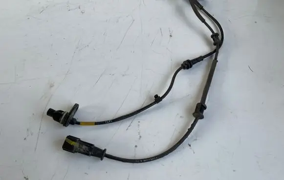 KIA Sportage ABS brake wheel speed sensor 95671D3000