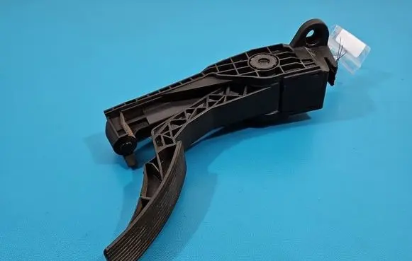 Mercedes-Benz ML W164 Accelerator throttle pedal A1643000004 IMPRK1536182