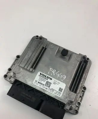 Volvo XC40 Engine control unit/module 32255068