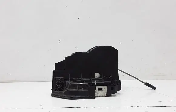 BMW 6 E63 E64 Front door lock 7167066