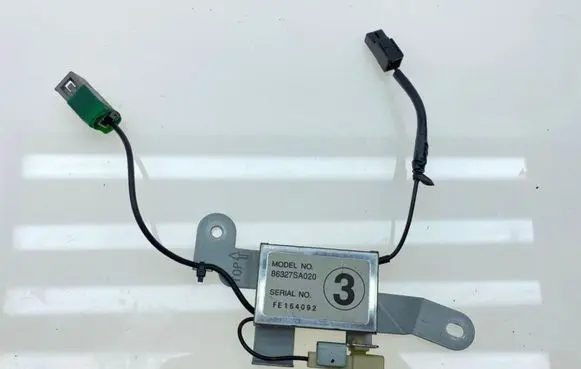Subaru Forester SG Aerial antenna amplifier 86327SA020