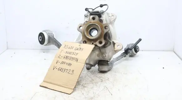 BMW X3 G01 Front wheel hub spindle knuckle 6882595