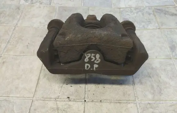 BMW 1 E81 E87 Front brake caliper