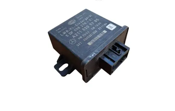 Mercedes-Benz E W211 Light relay 5DF00827801 0000281350 A2118209985
