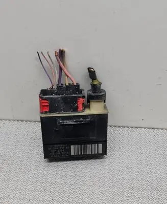 Peugeot Partner Glow plug pre-heat relay 018010951 9652021180 1062409774