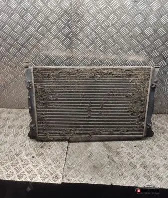 Audi A4 S4 B6 8E 8H Coolant radiator 8e0121251a