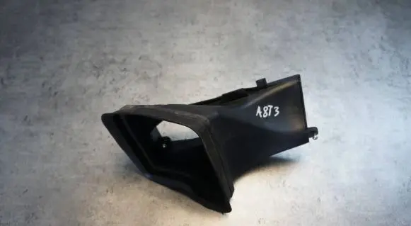 Audi A8 S8 D4 4H Air intake duct part 4H0129618D