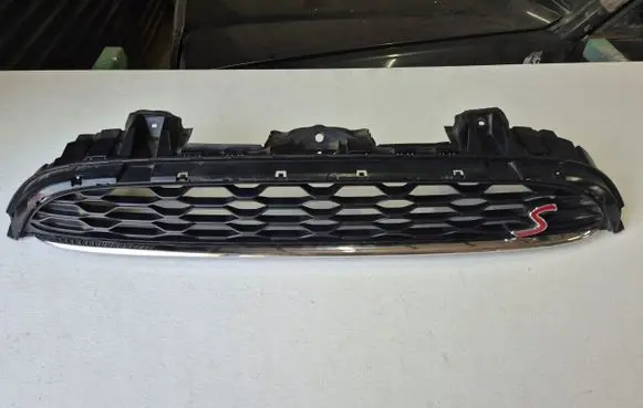 Mini One - Cooper F56 F55 Front bumper upper radiator grill 73681297449207