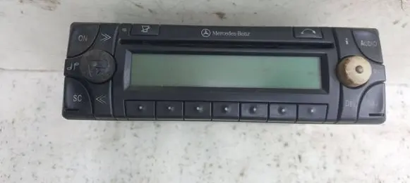 Mercedes-Benz E W210 Radio/CD/DVD/GPS head unit A2088201926