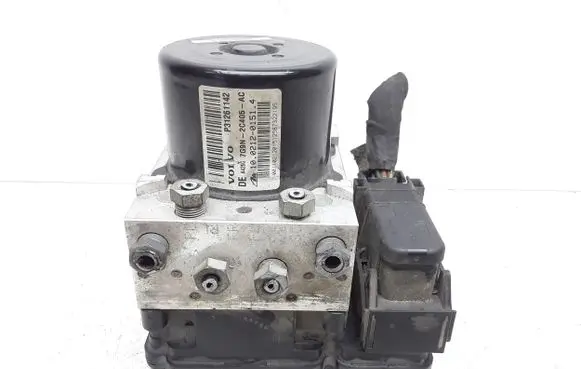 Volvo XC70 ABS Pump 31261142 P31261142 7G9N2C405AC