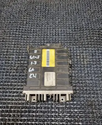 Volkswagen Golf II Engine control unit/module 0280000734 443907403D