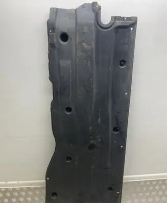 Audi A3 8Y Engine splash shield/under tray 5WA825201D