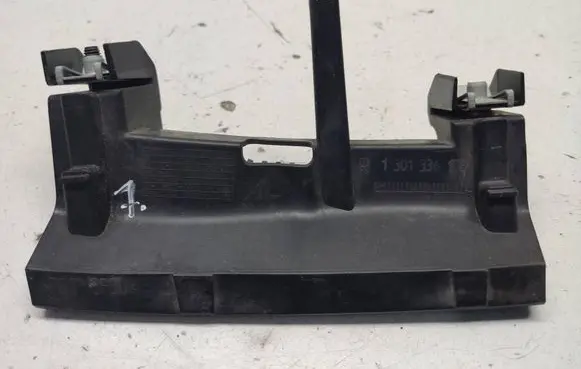 BMW 2 F45 Headlight/headlamp mounting bracket 1301336178