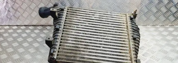 Volkswagen Touareg I Intercooler radiator 7L0145804 7L0117340