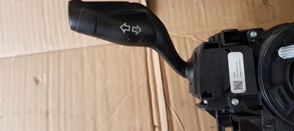 Ford Focus Headlight wiper switch 