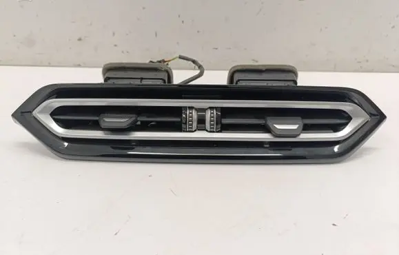 BMW 3 G20 G21 Dash center air vent grill 5A04CE3