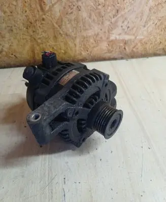 Ford C-MAX I Generator/alternator 3M5T10300VD 30795494 1042105790