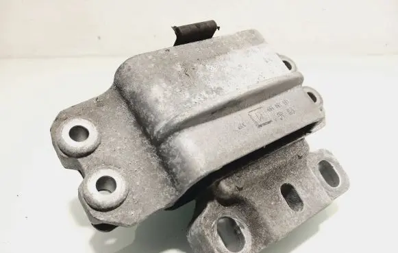 Skoda Octavia Mk2 (1Z) Gearbox mount 1K0199555m