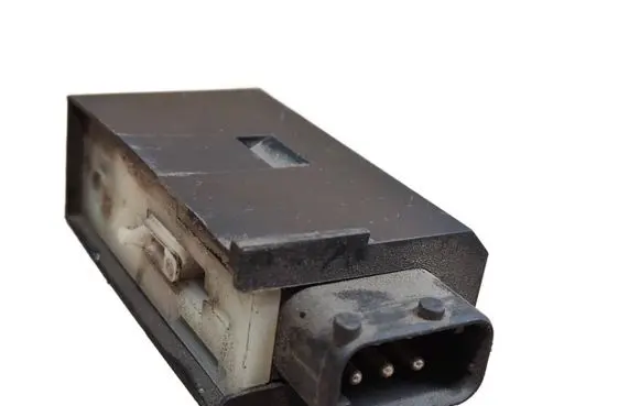 BMW 5 E39 Central locking motor 40620821 8353012 6711