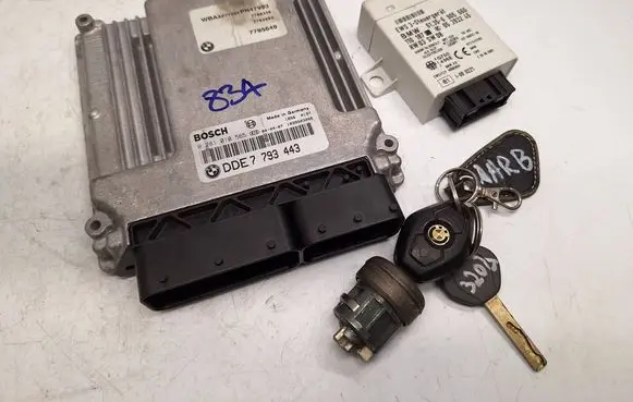 BMW 3 E46 Engine ECU kit and lock set 7793443 13617793443 0281010565