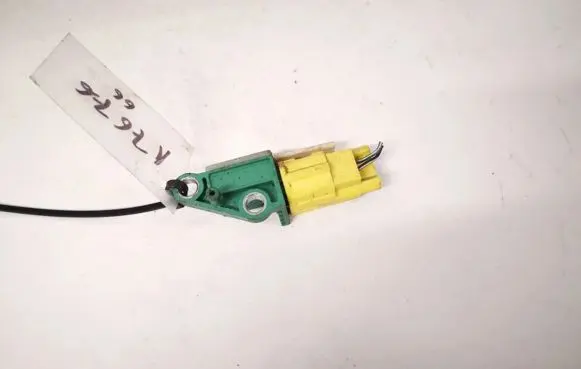 Volkswagen PASSAT B6 Airbag deployment crash/impact sensor 3c0909606