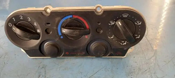 Ford Fiesta Air conditioning/heating control unit 