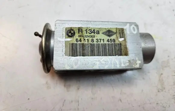 Land Rover Range Rover L322 Air conditioning (A/C) expansion valve 64118371459