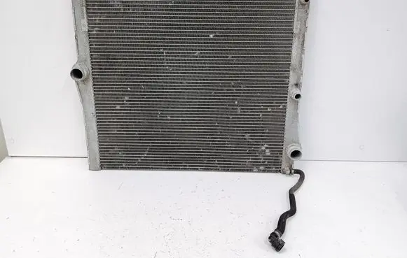 BMW X5M E70 Coolant radiator 7576305 S6904002