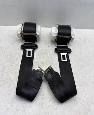 Audi A3 S3 8P Rear seatbelt 33041596 8P3857805B