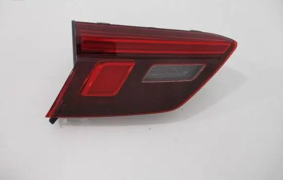 Volkswagen Tiguan Tailgate rear/tail lights 5NA945093F