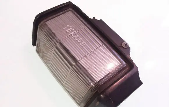 Nissan Terrano Front indicator light 21223598