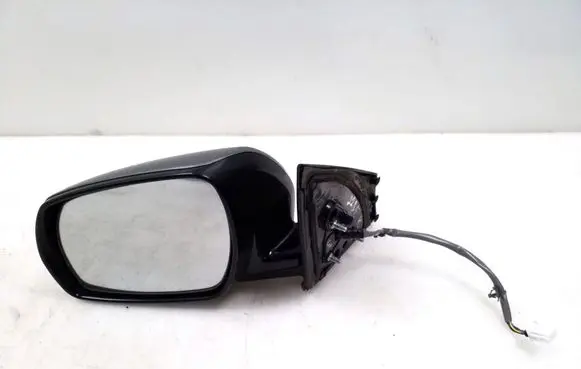 Nissan Murano Z50 Front door electric wing mirror 