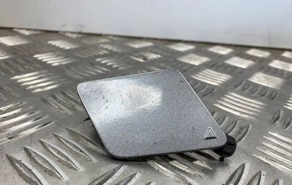 BMW 5 F10 F11 Front tow hook cap/cover 7903893