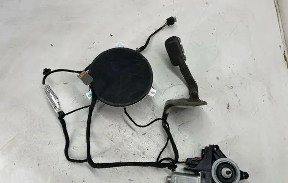 Dodge Durango Rear door wiring loom 68251741AB AWR1896W2216 P68251741AB